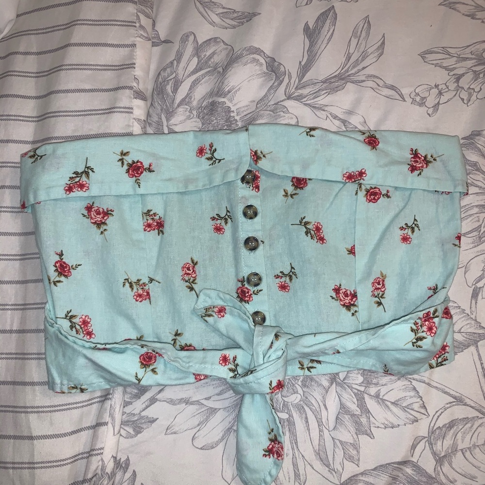 Crop top